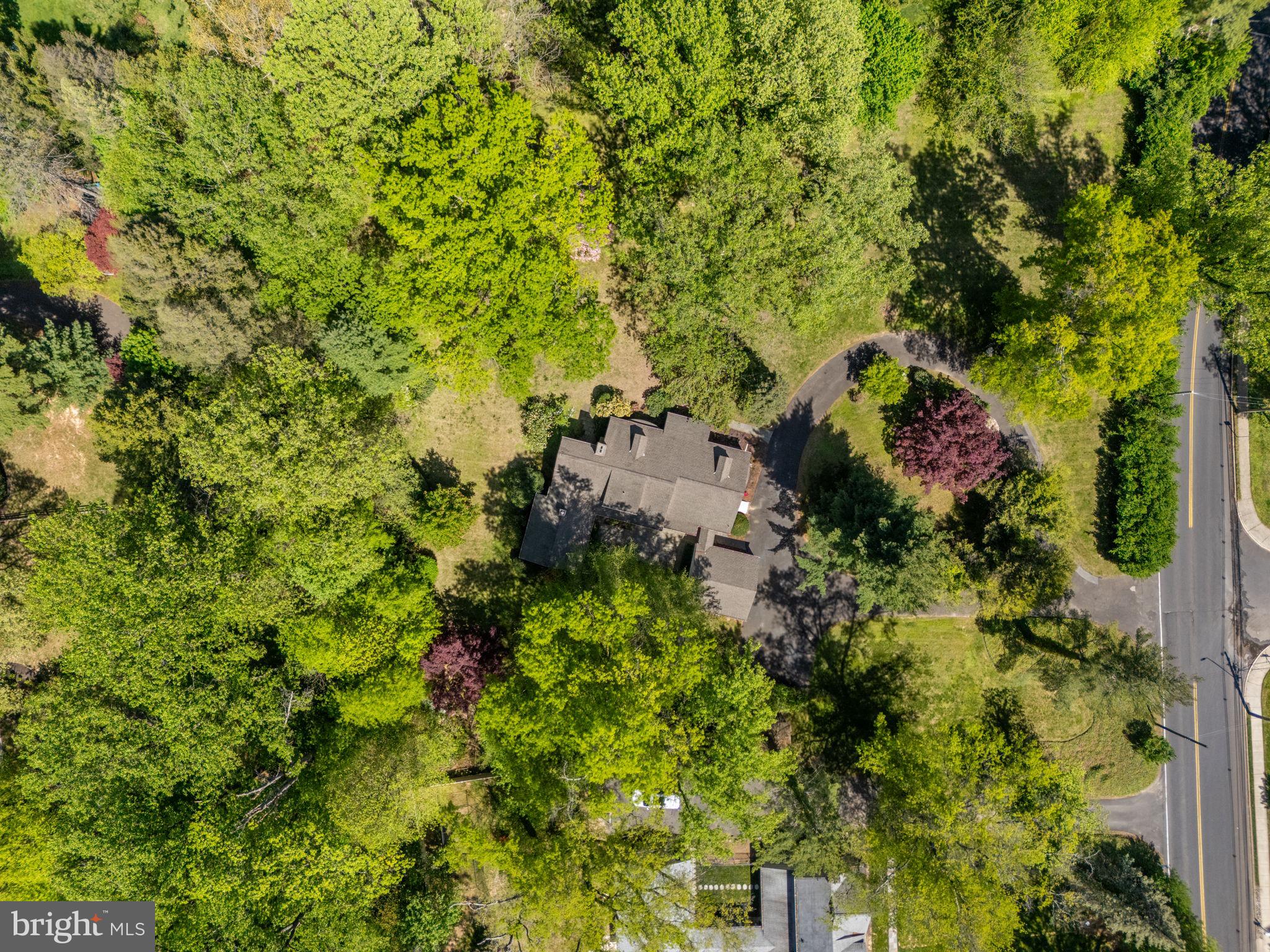 960 MEETINGHOUSE ROAD