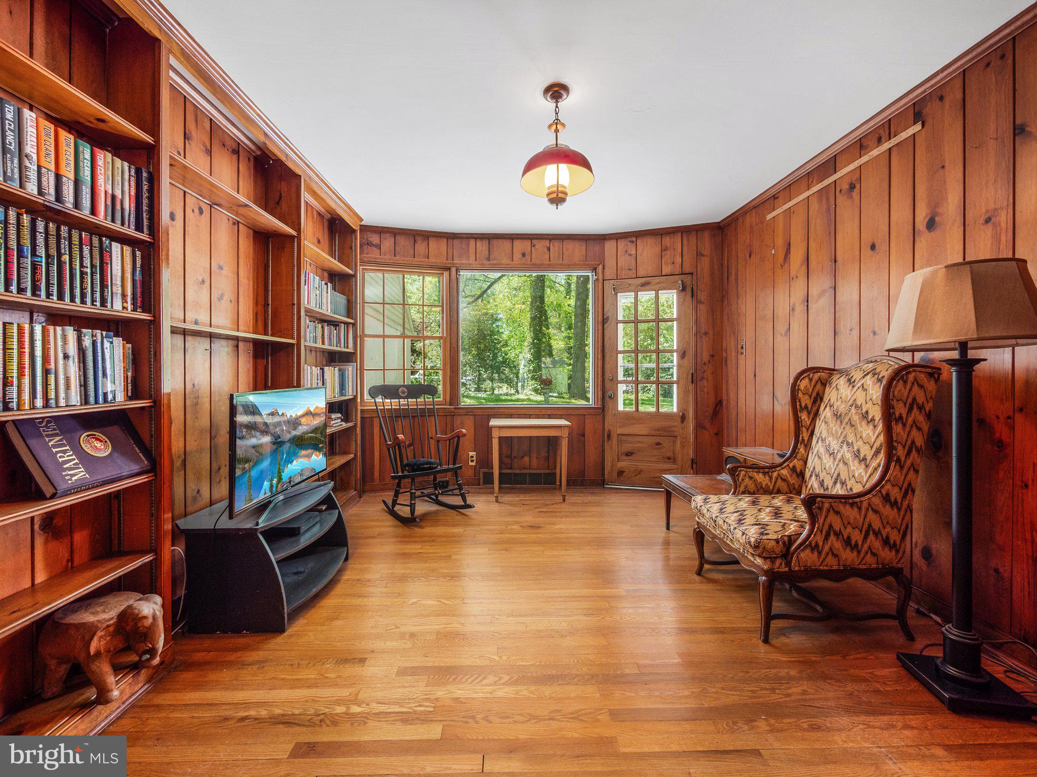 960 MEETINGHOUSE ROAD