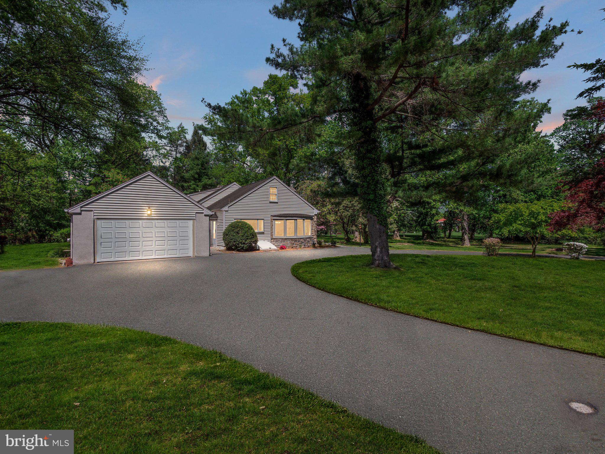 960 MEETINGHOUSE ROAD