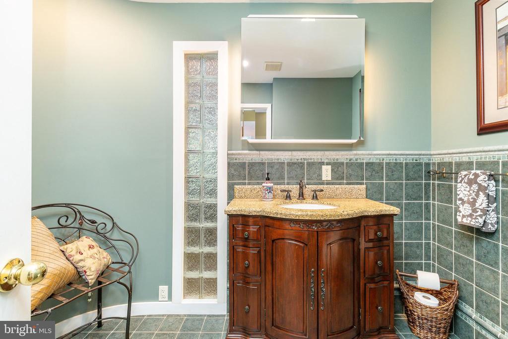 1275 TRESSLER DRIVE
