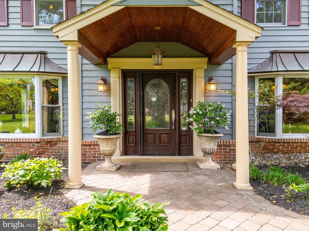 1275 TRESSLER DRIVE