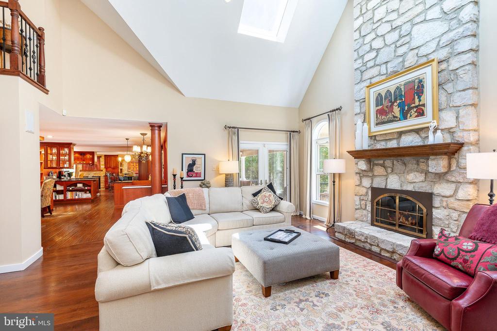 1275 TRESSLER DRIVE