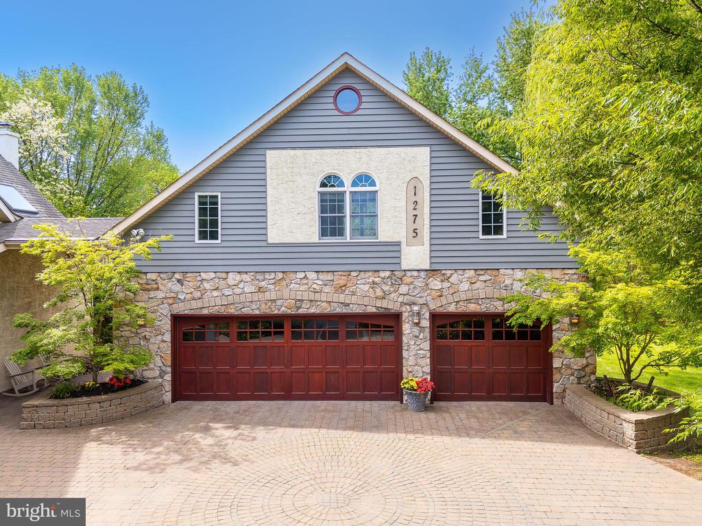 1275 TRESSLER DRIVE