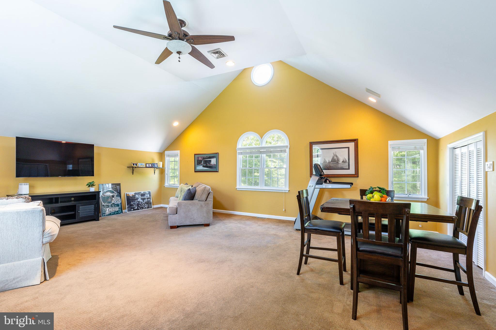 1275 TRESSLER DRIVE