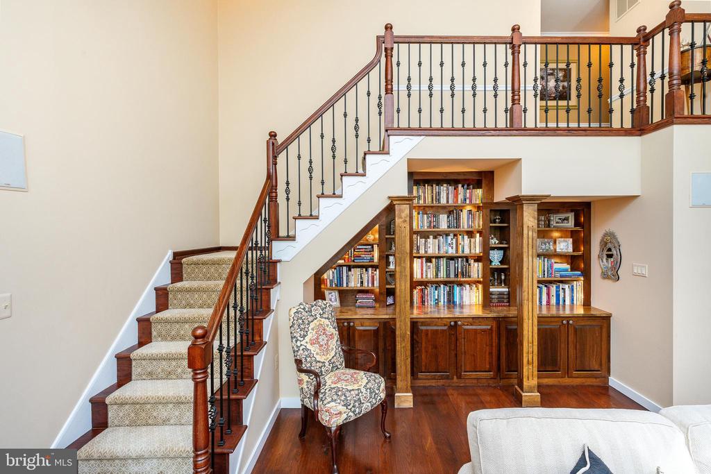 1275 TRESSLER DRIVE
