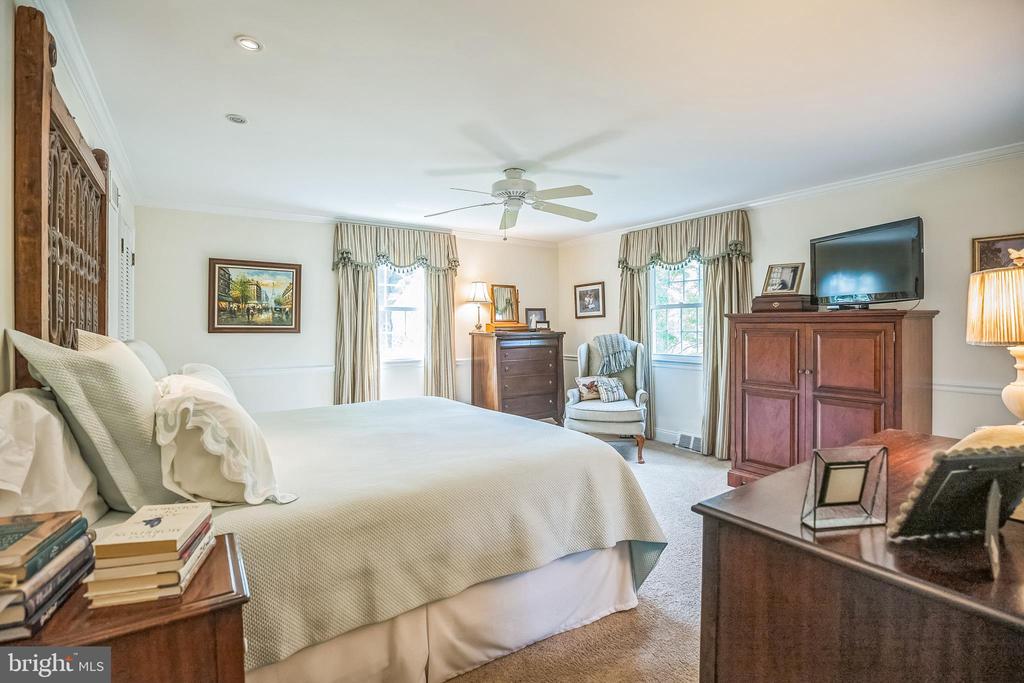 317 POWDERHORN ROAD