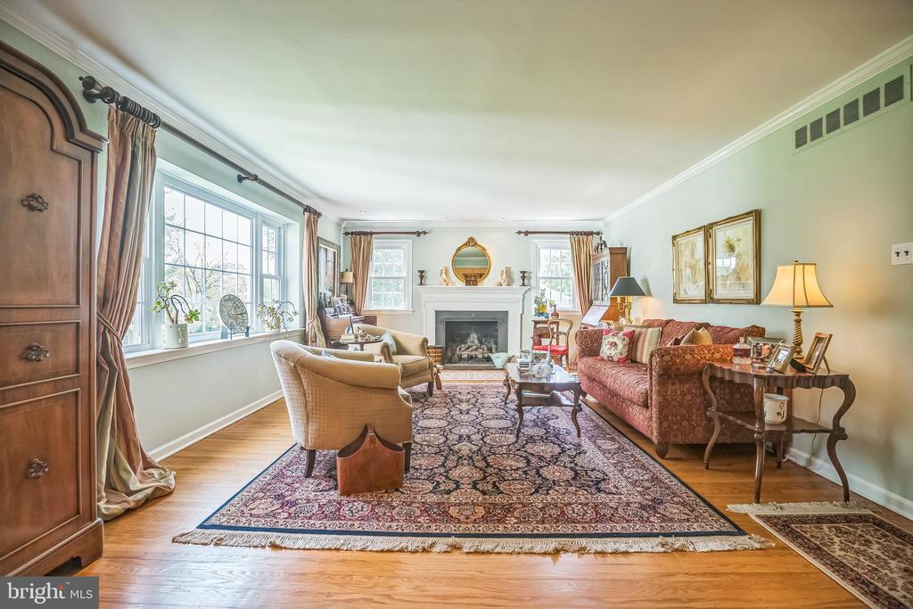317 POWDERHORN ROAD