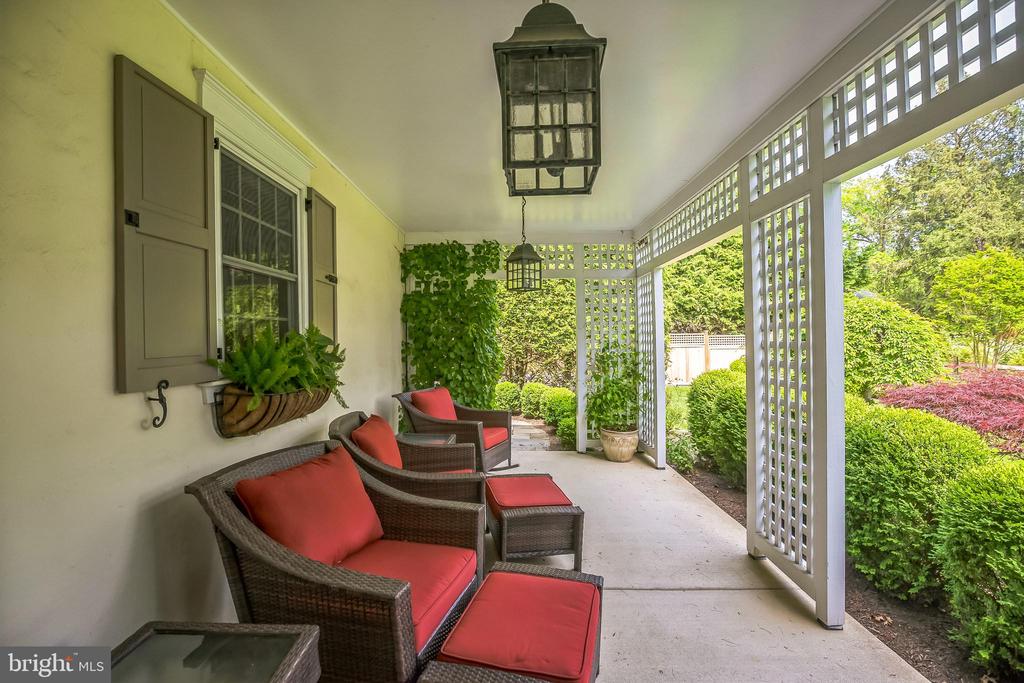 317 POWDERHORN ROAD