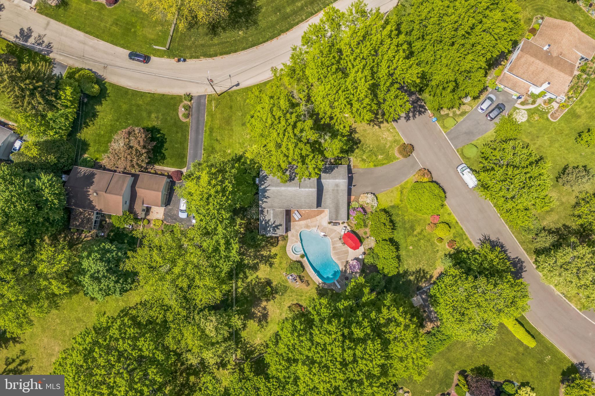 1737 HOLMES ROAD