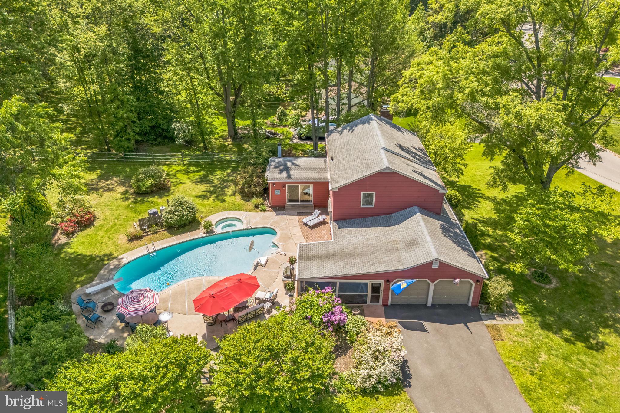 1737 HOLMES ROAD