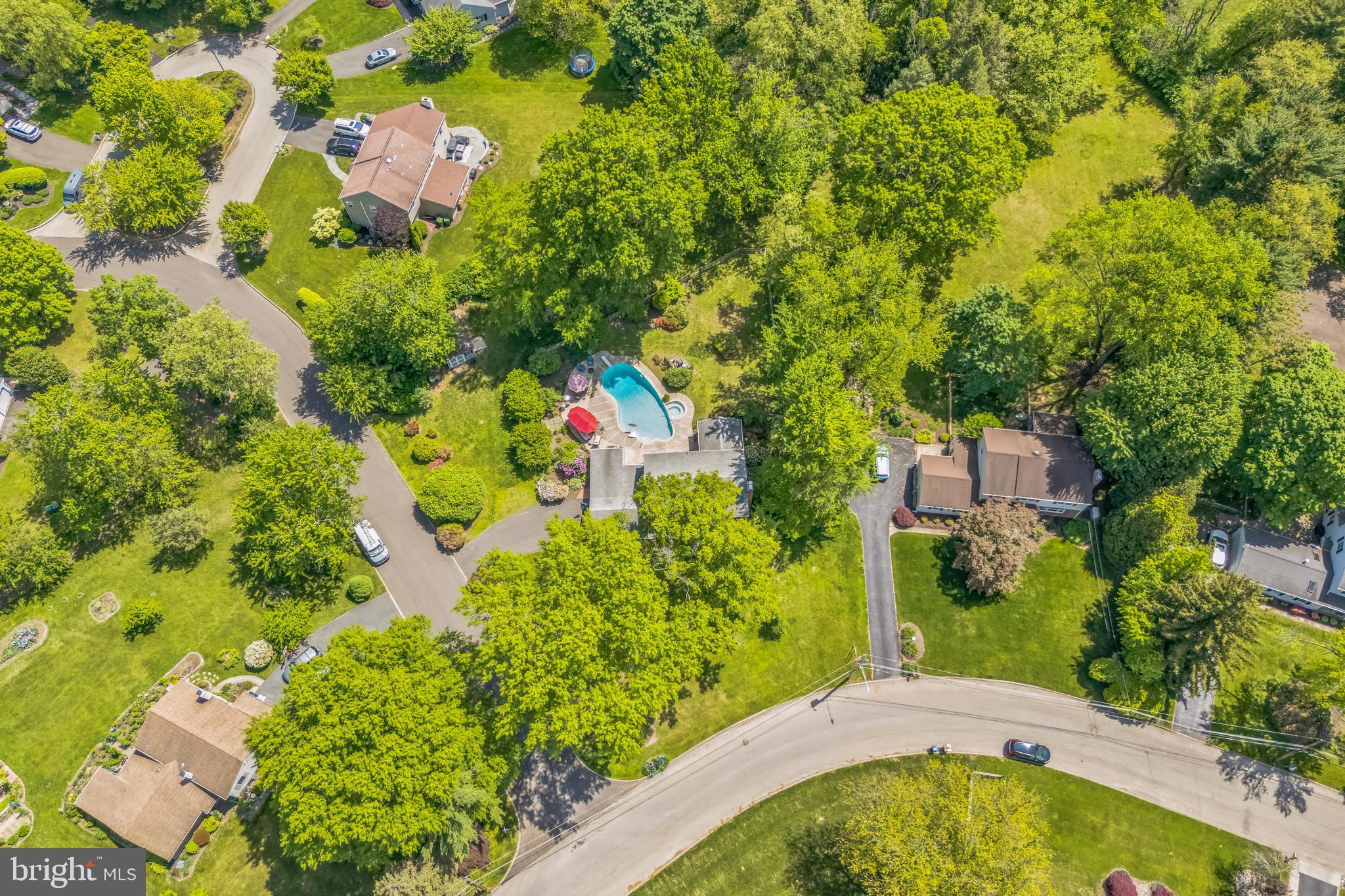 1737 HOLMES ROAD