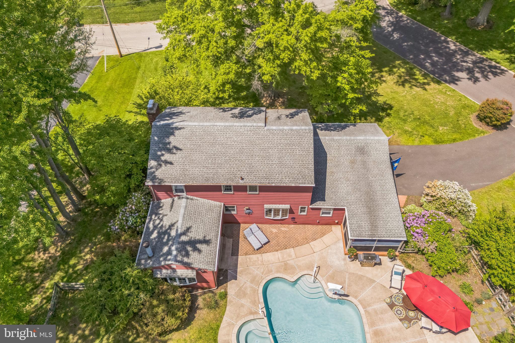 1737 HOLMES ROAD