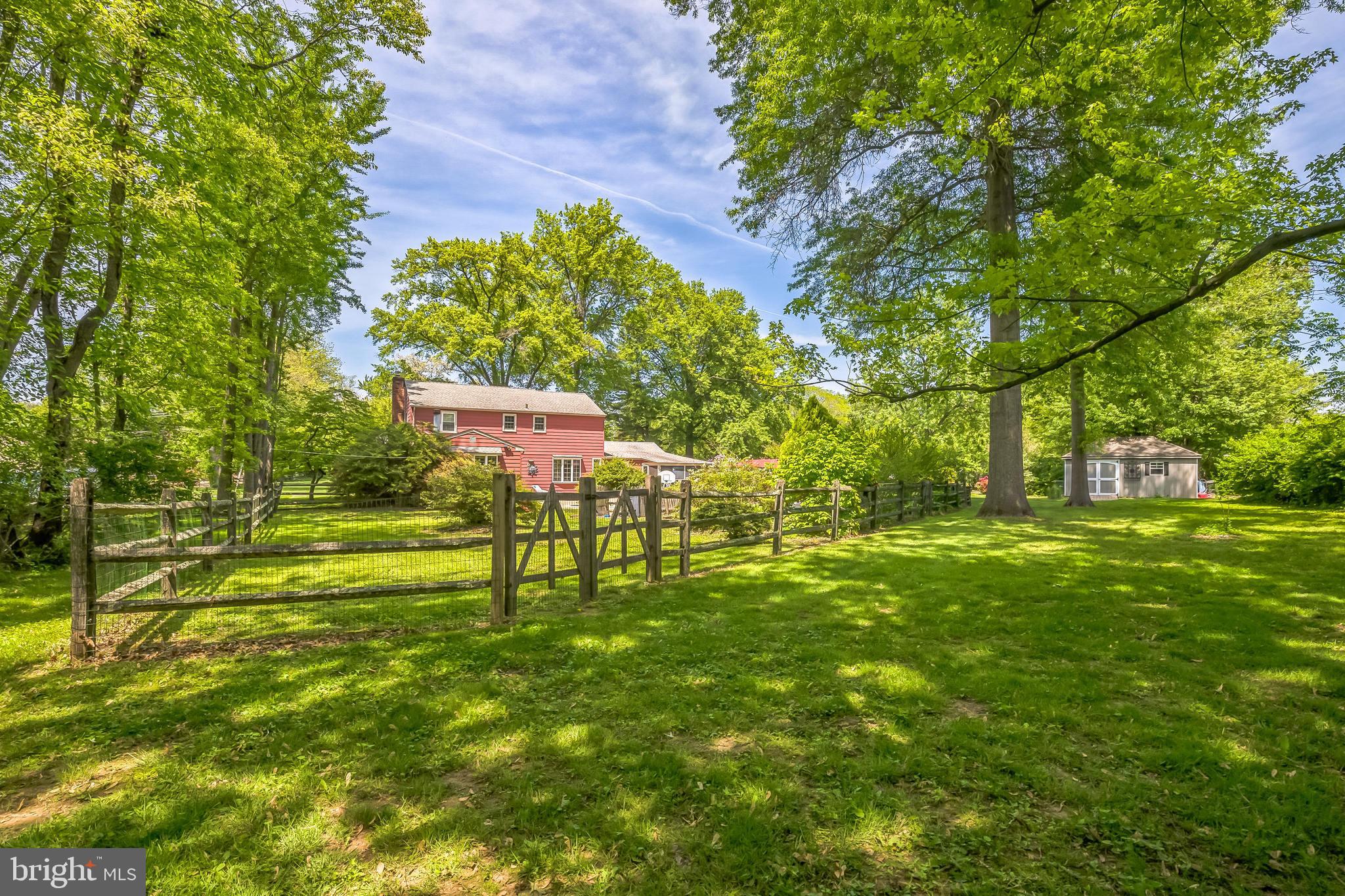 1737 HOLMES ROAD