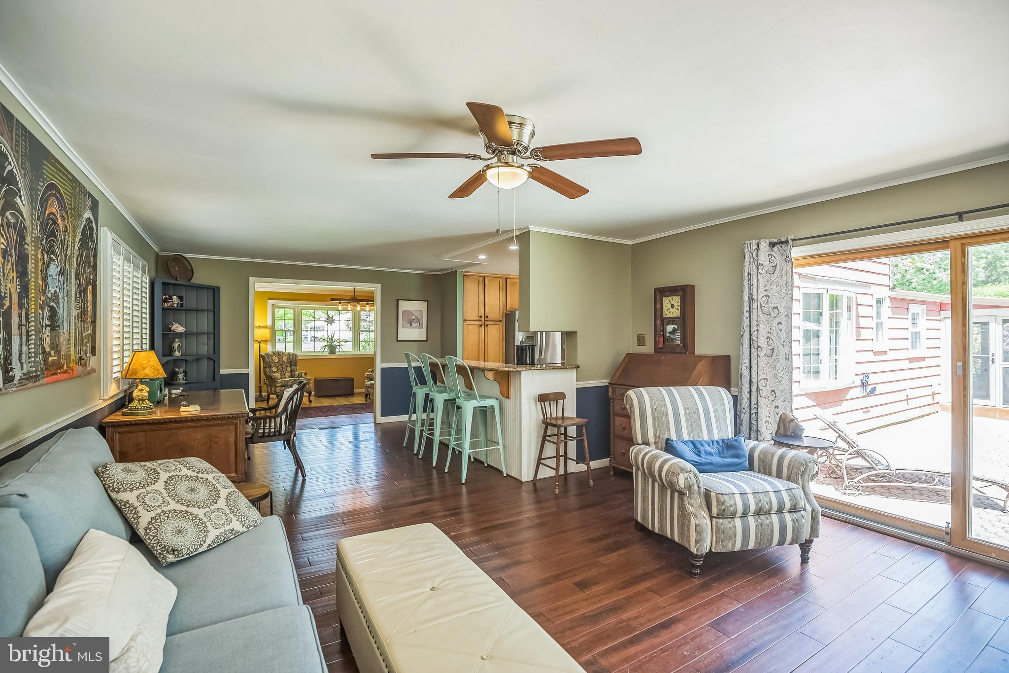1737 HOLMES ROAD
