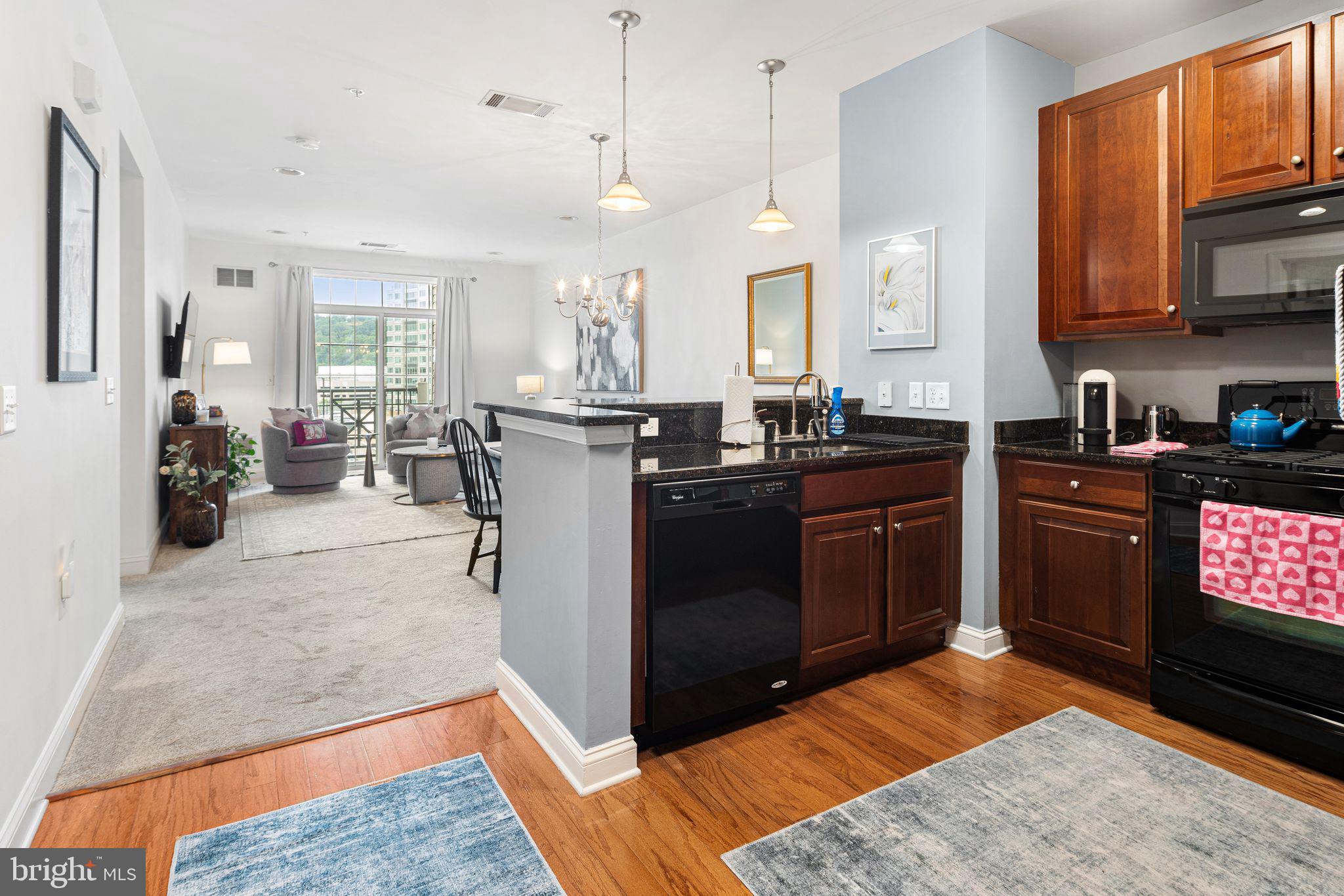 200 W ELM STREET 1315