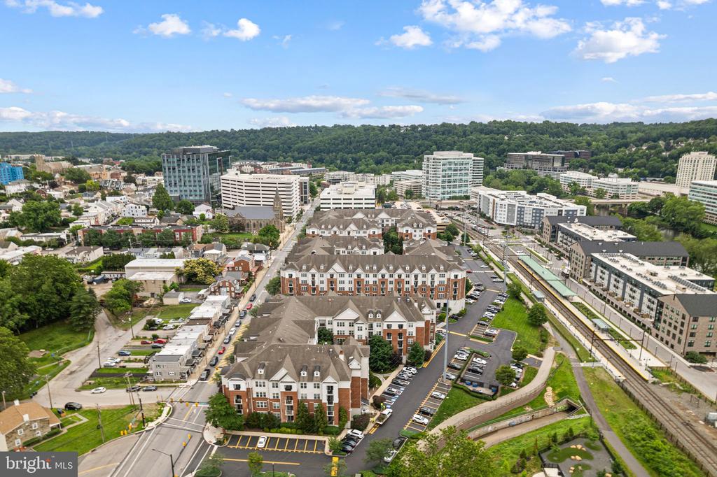 200 W ELM STREET 1315
