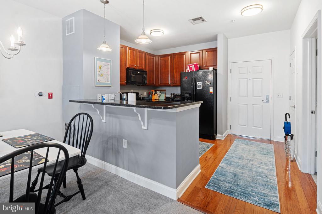 200 W ELM STREET 1315