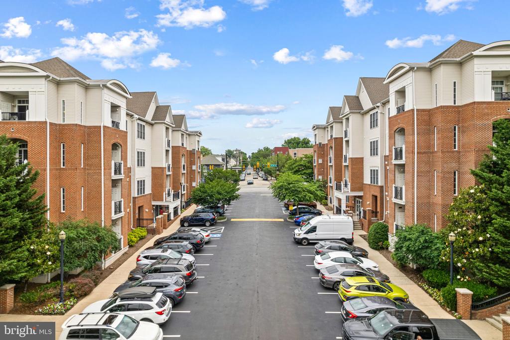 200 W ELM STREET 1315