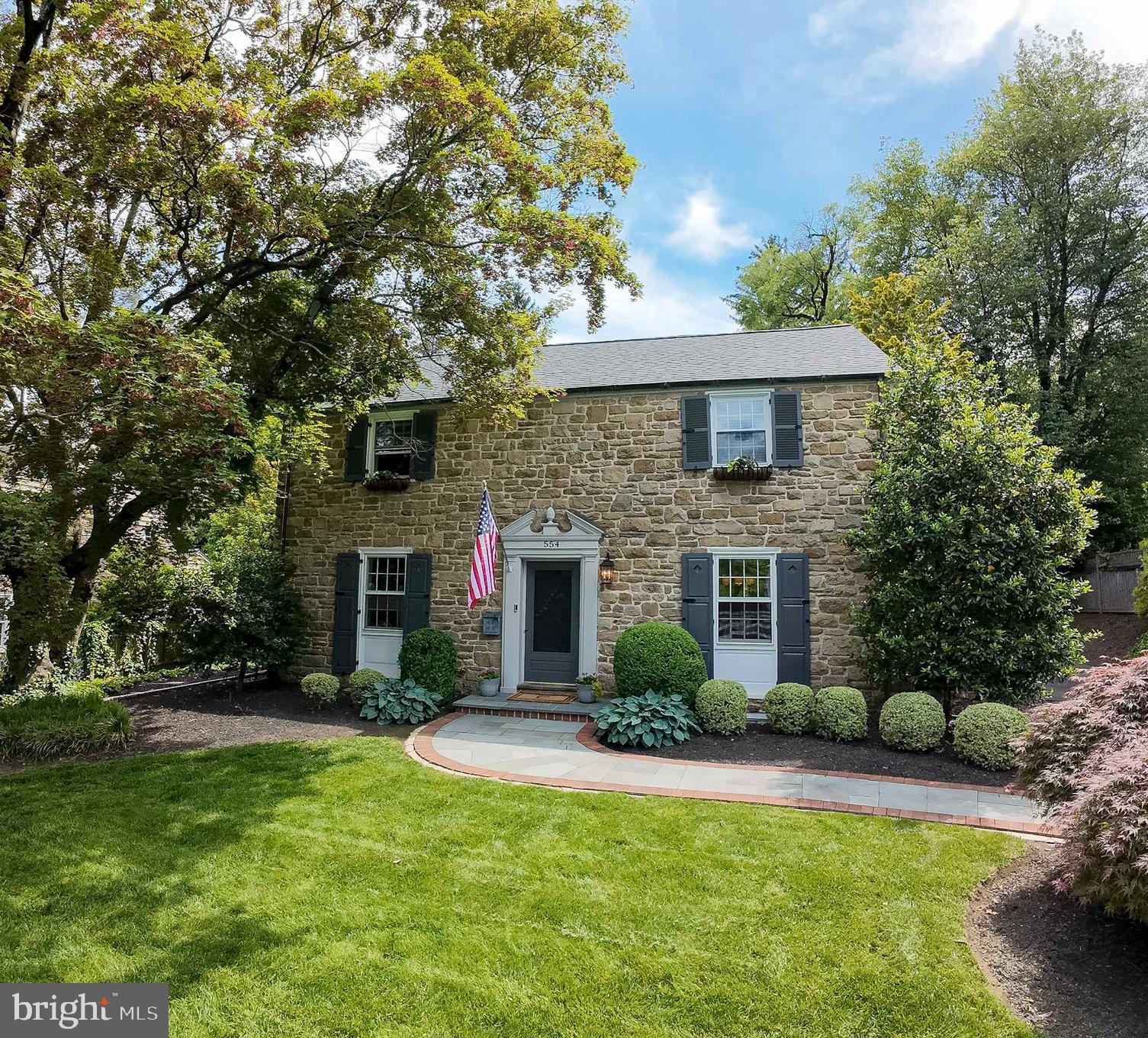 554 TWICKENHAM ROAD