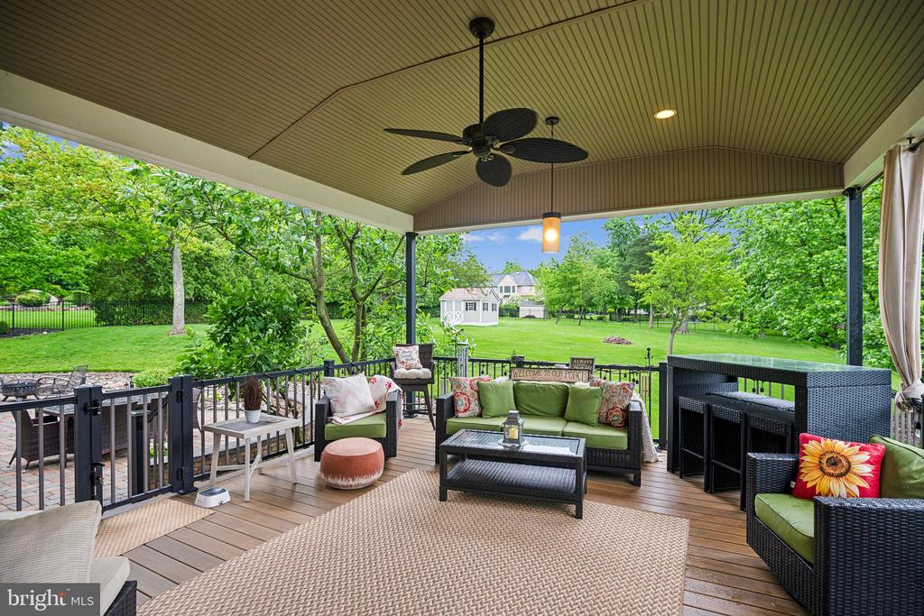1029 SPRINGHOUSE DRIVE