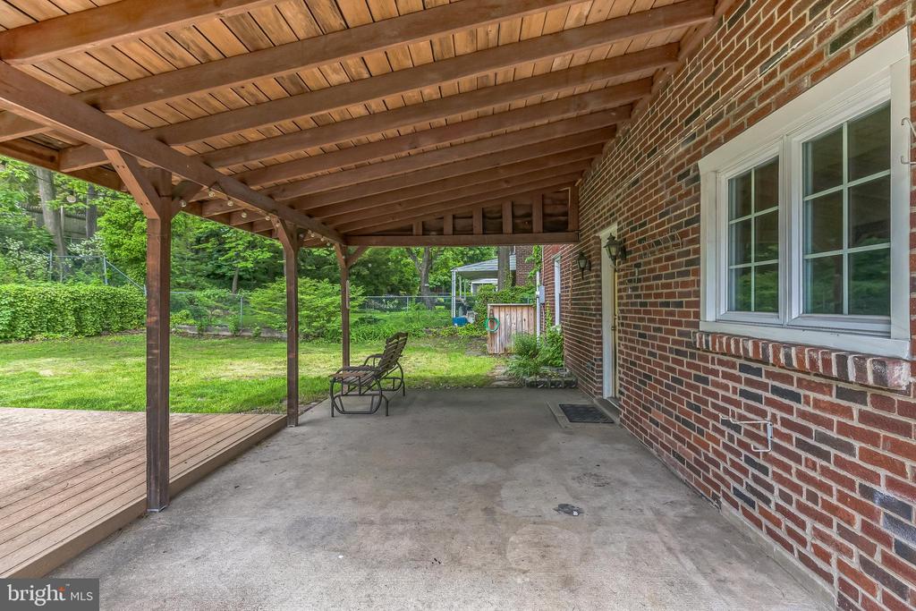 104 JOHNS ROAD