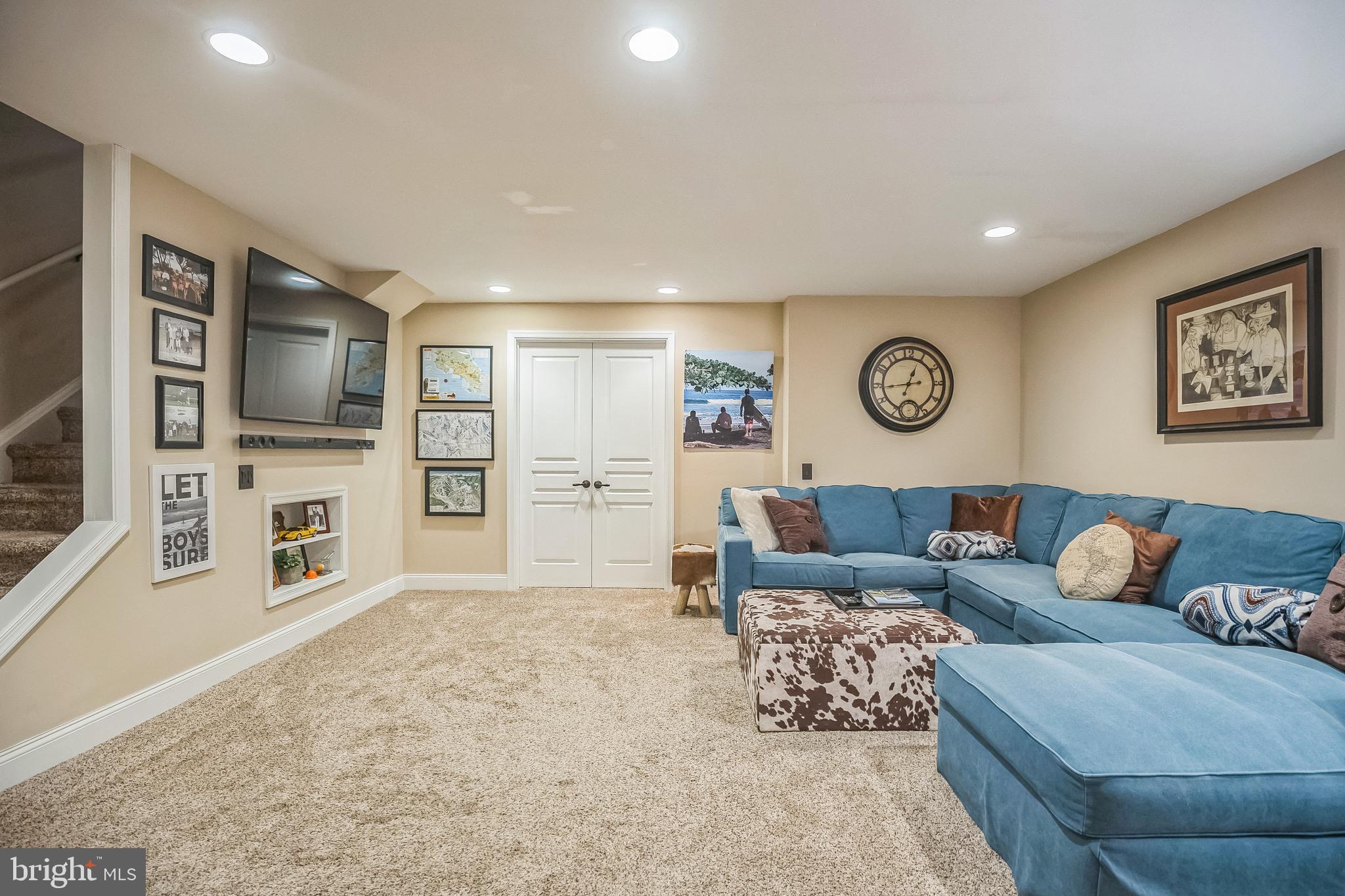 262 RUNNING WATER COURT