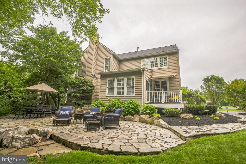 262 RUNNING WATER COURT