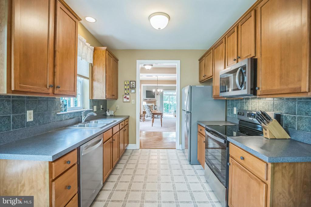 3132 ARBOUR GREEN COURT