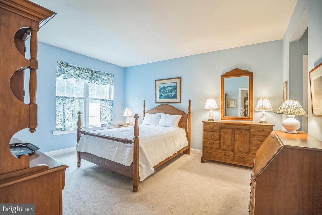3132 ARBOUR GREEN COURT