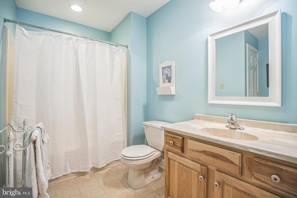 3132 ARBOUR GREEN COURT