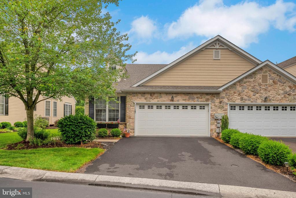 3132 ARBOUR GREEN COURT