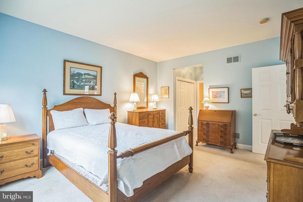 3132 ARBOUR GREEN COURT