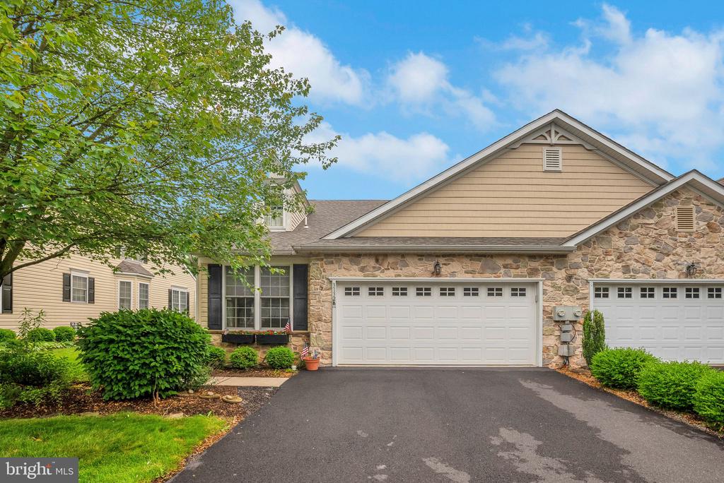 3132 ARBOUR GREEN COURT