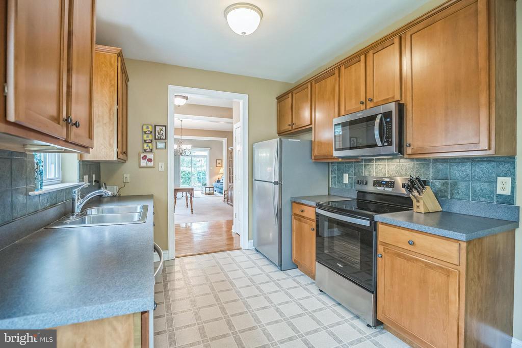 3132 ARBOUR GREEN COURT