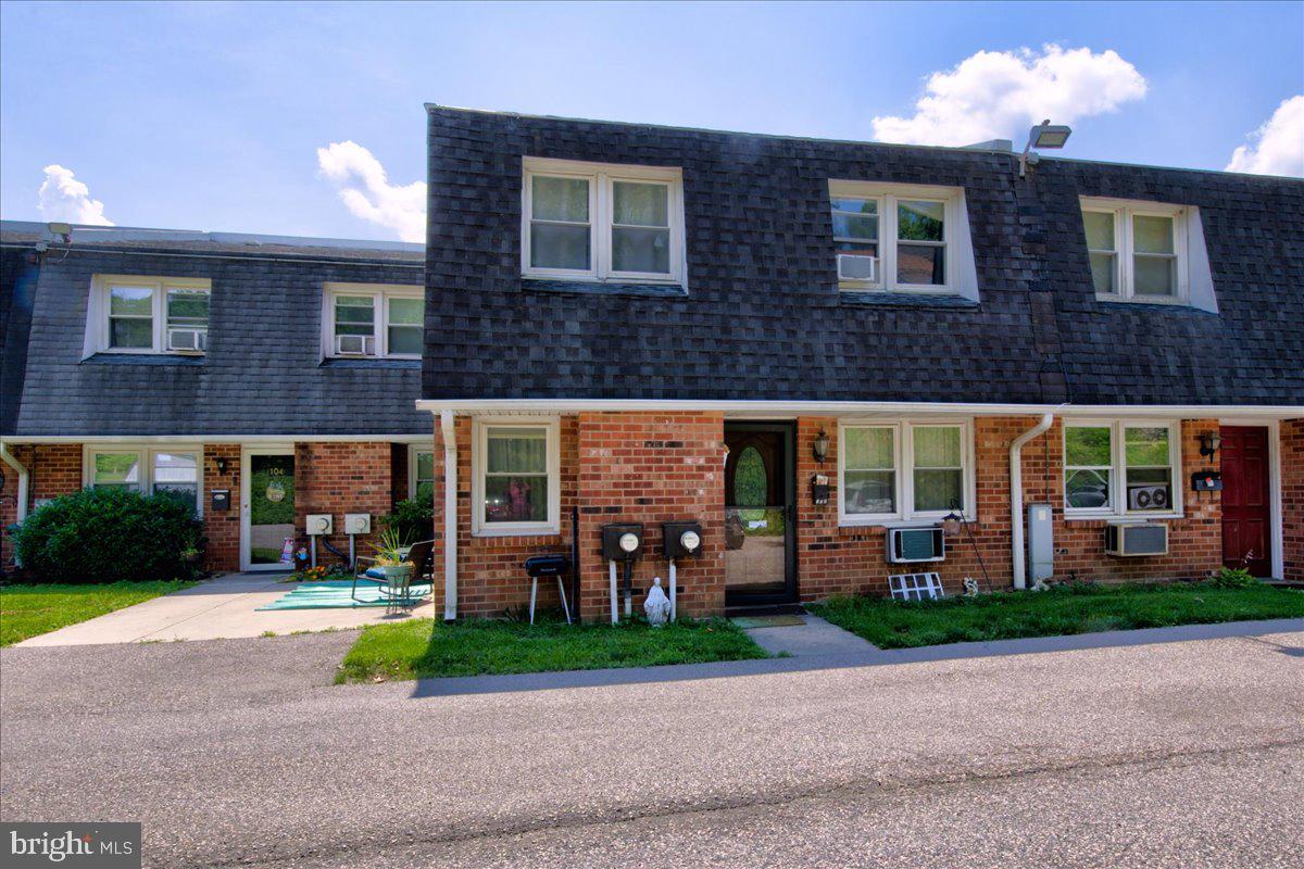 2539 JENKINTOWN ROAD 103