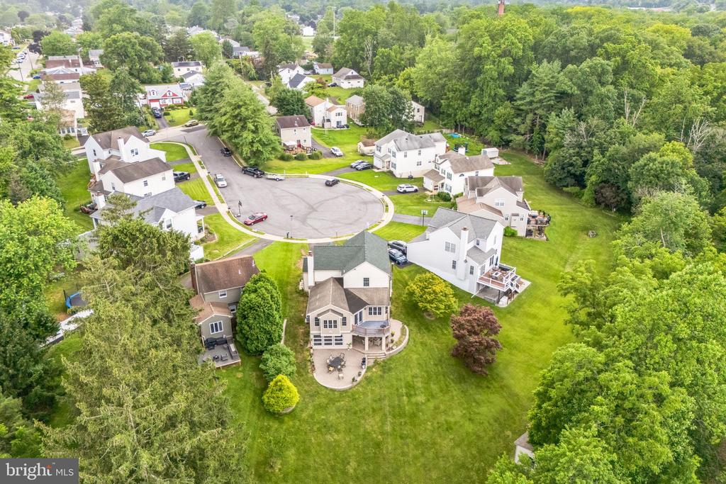 1049 RYANS CIRCLE