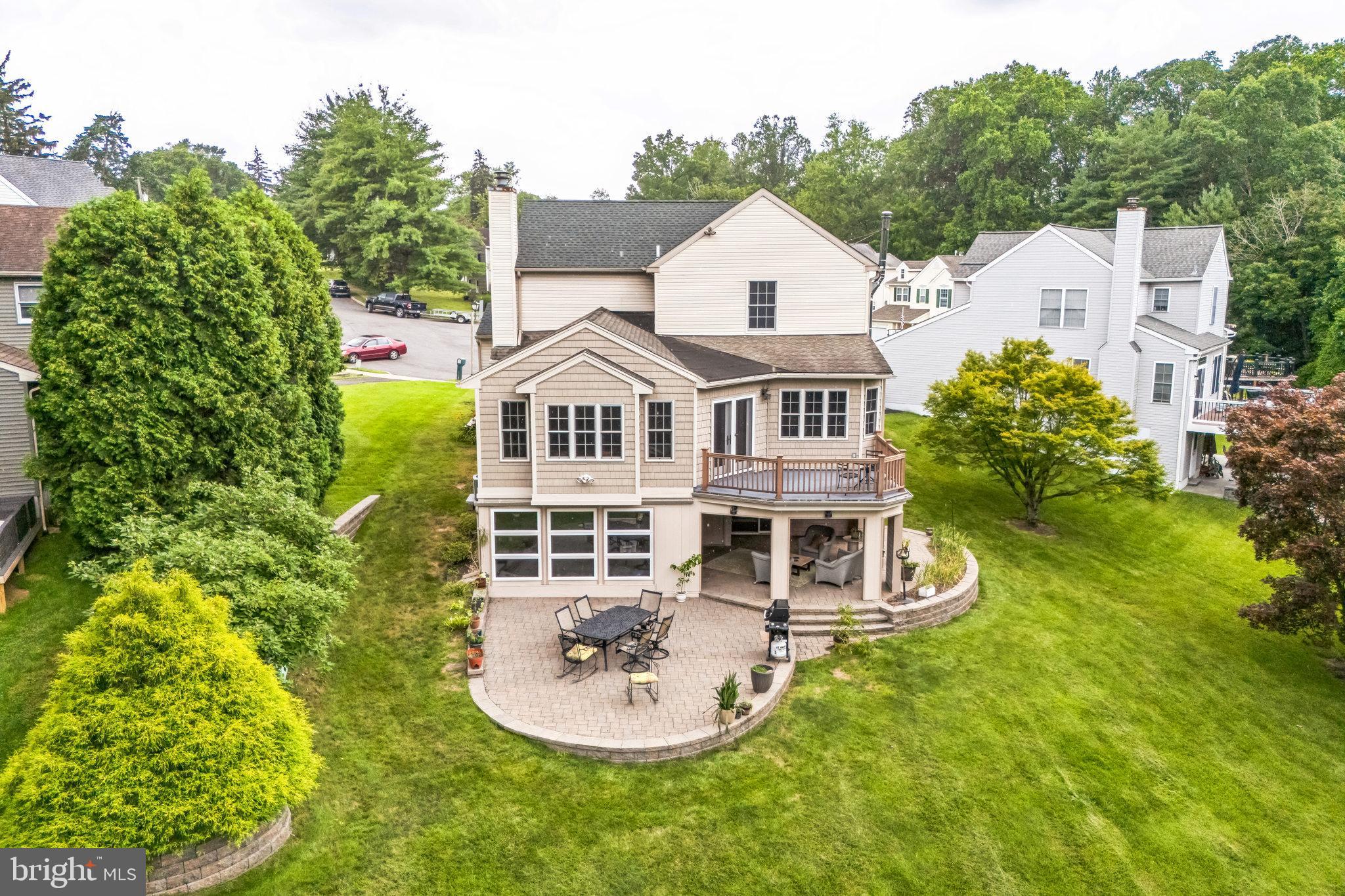 1049 RYANS CIRCLE