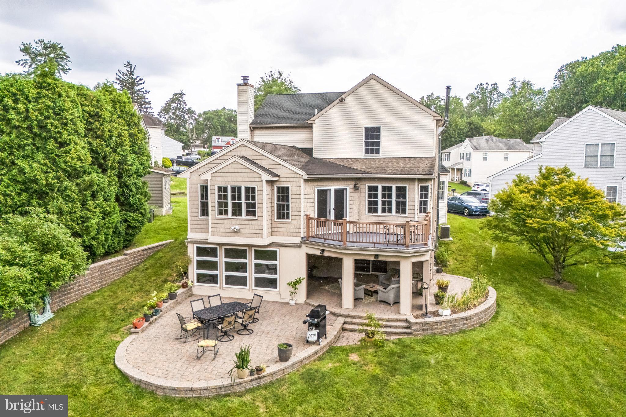 1049 RYANS CIRCLE