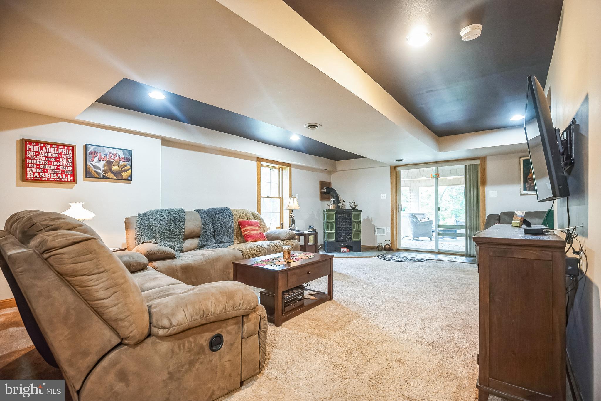 1049 RYANS CIRCLE