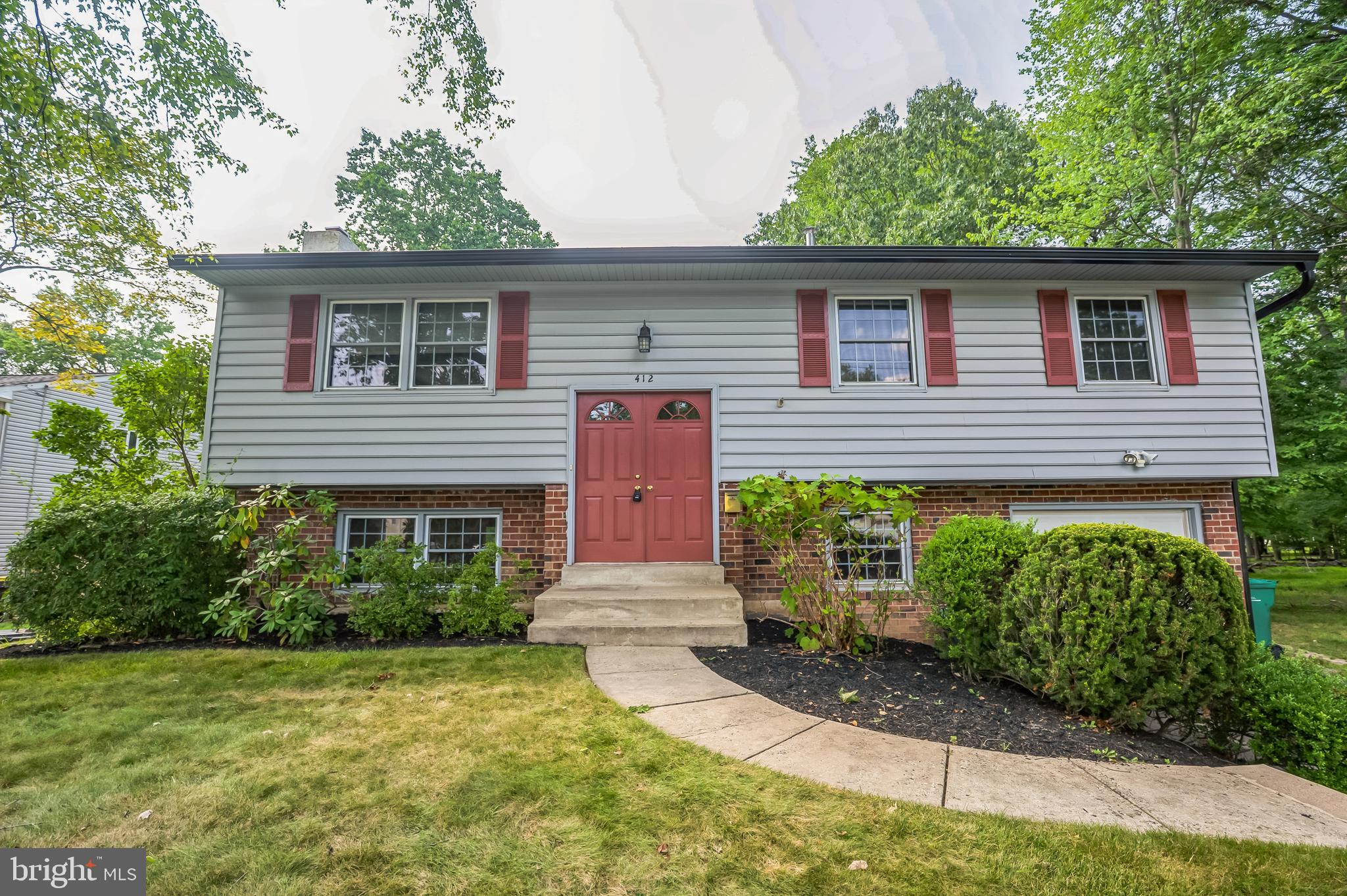 412 NORWAY DRIVE
