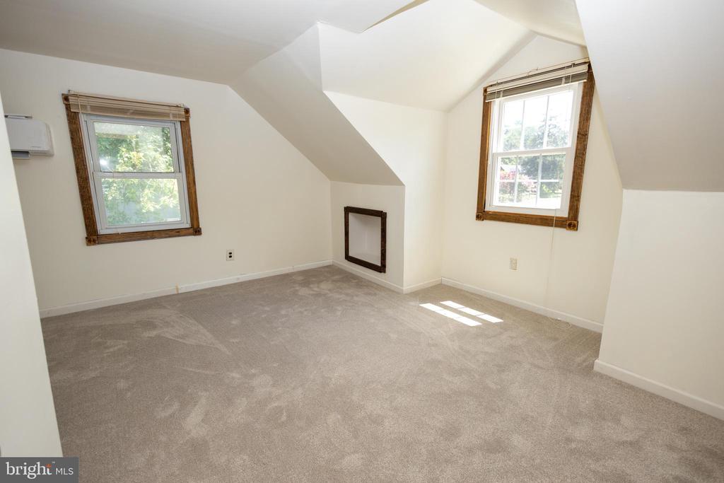 413 NORFOLK ROAD