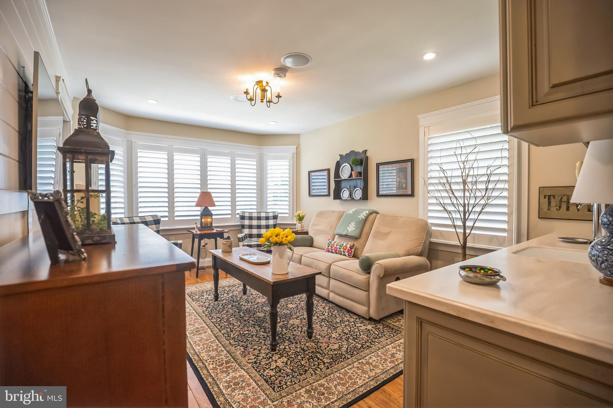 305 BANGOR LANE