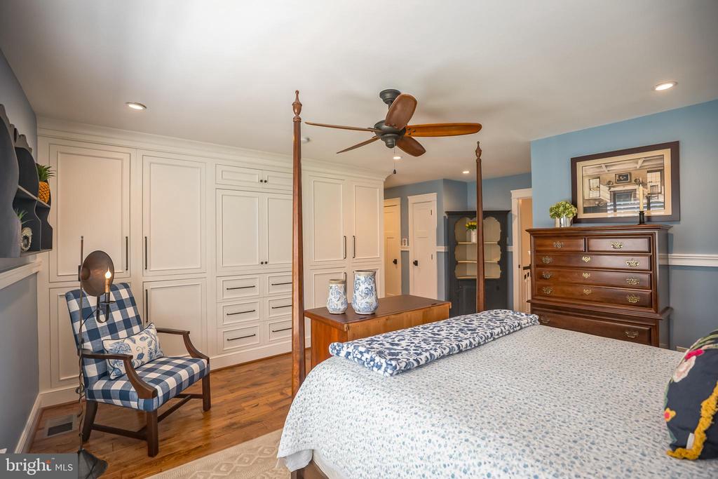 305 BANGOR LANE