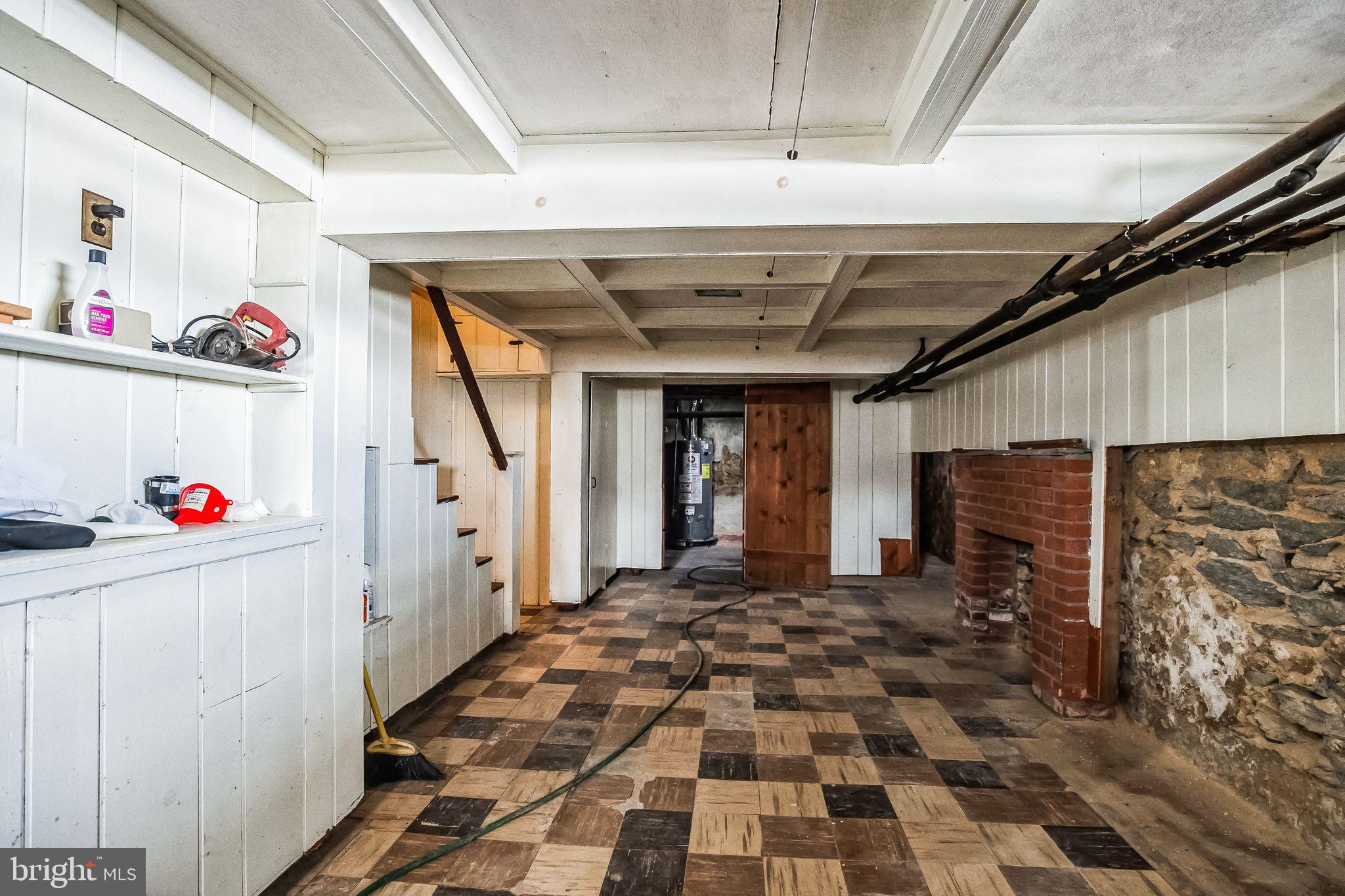 431 N HILLS AVENUE