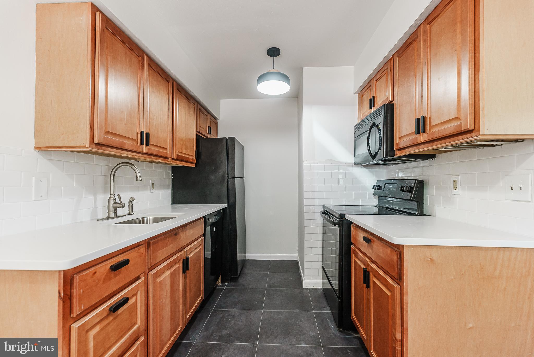 2539 JENKINTOWN ROAD 103
