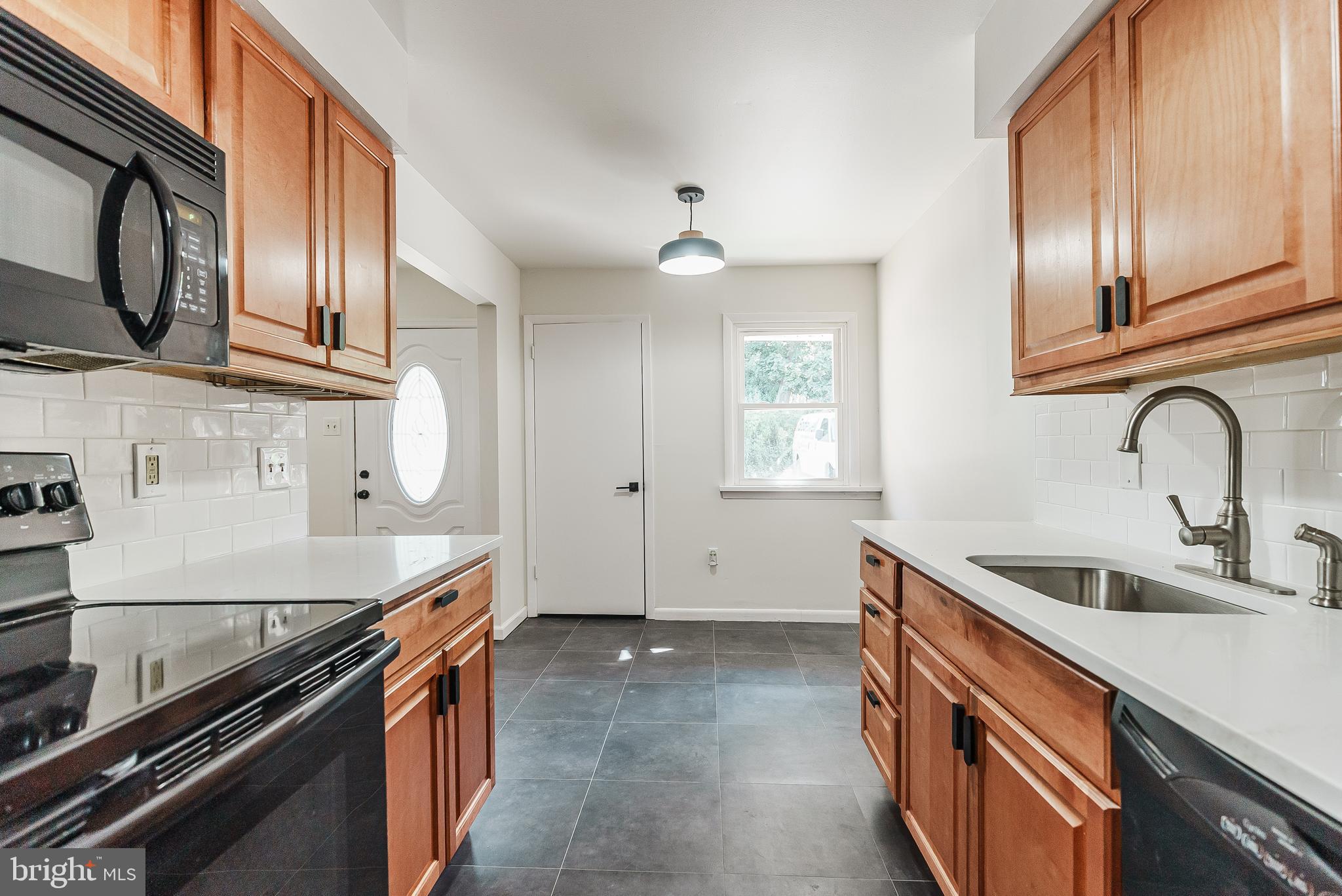2539 JENKINTOWN ROAD 103