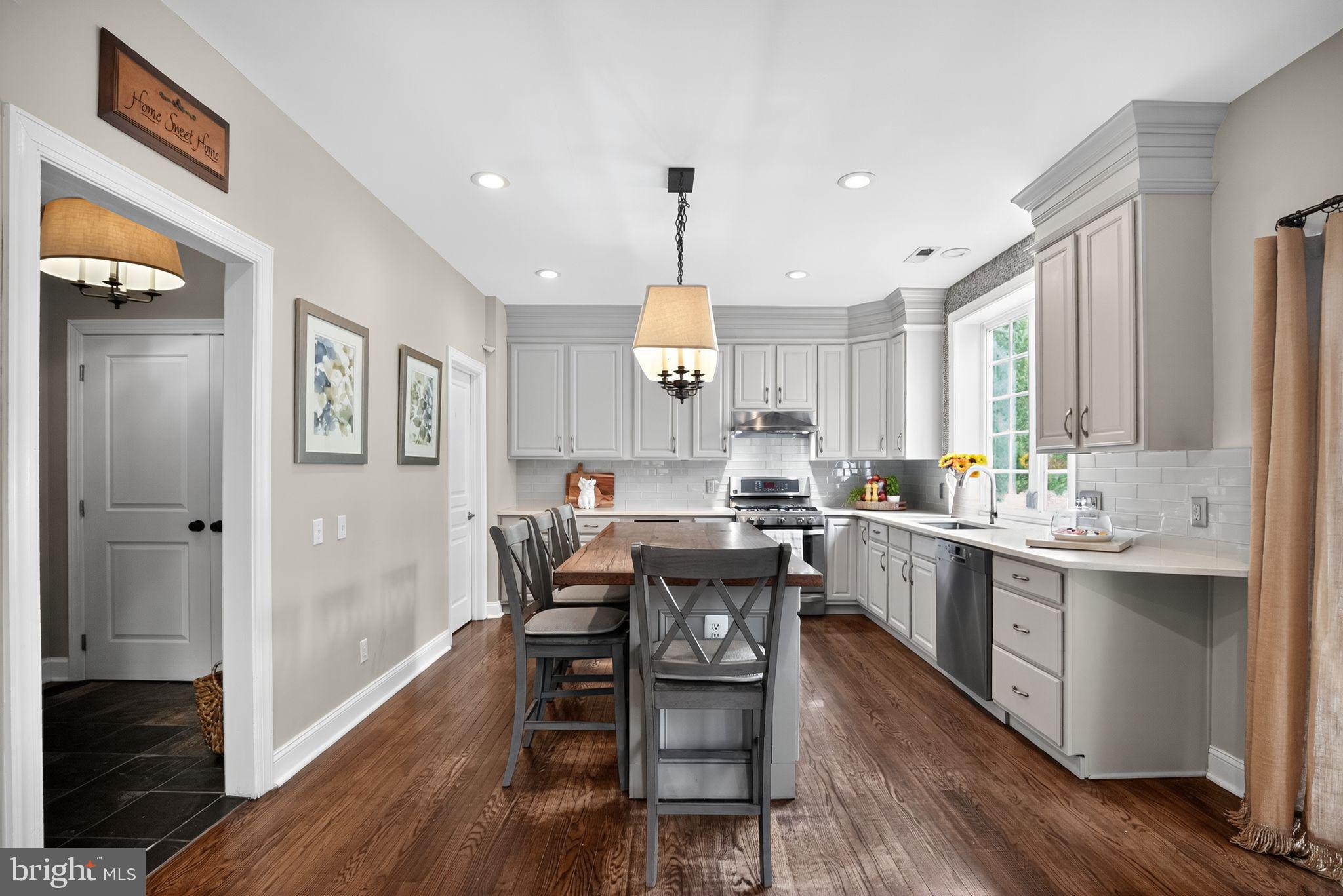273 RUNNING WATER COURT
