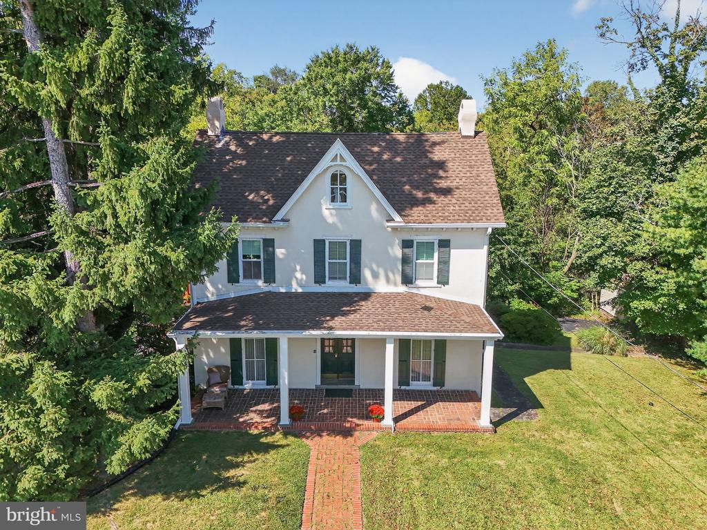 133 MARYWATERSFORD ROAD