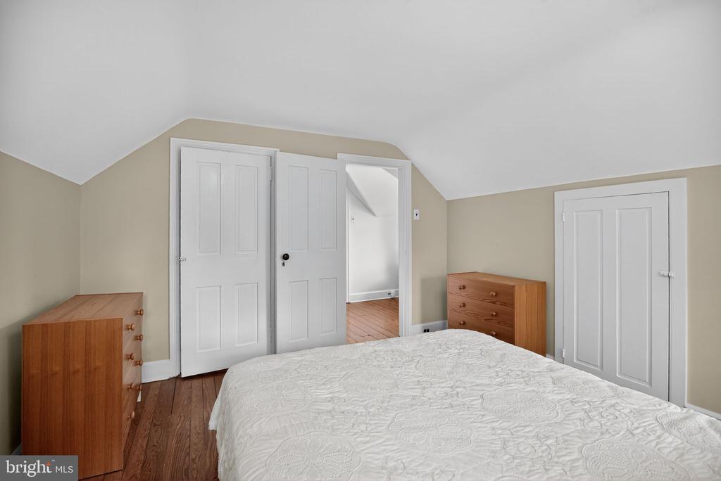 133 MARYWATERSFORD ROAD
