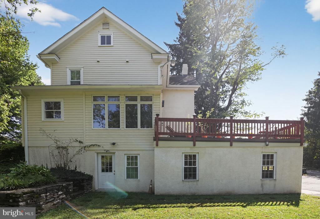 133 MARYWATERSFORD ROAD